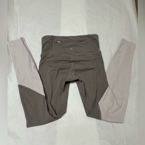 Lululemon Speed Wunder Tight Asym Half Moon Light Chrome - Picture 7 of 7